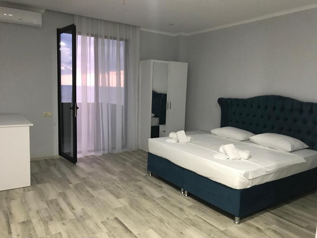 Best Point Hotel room 6